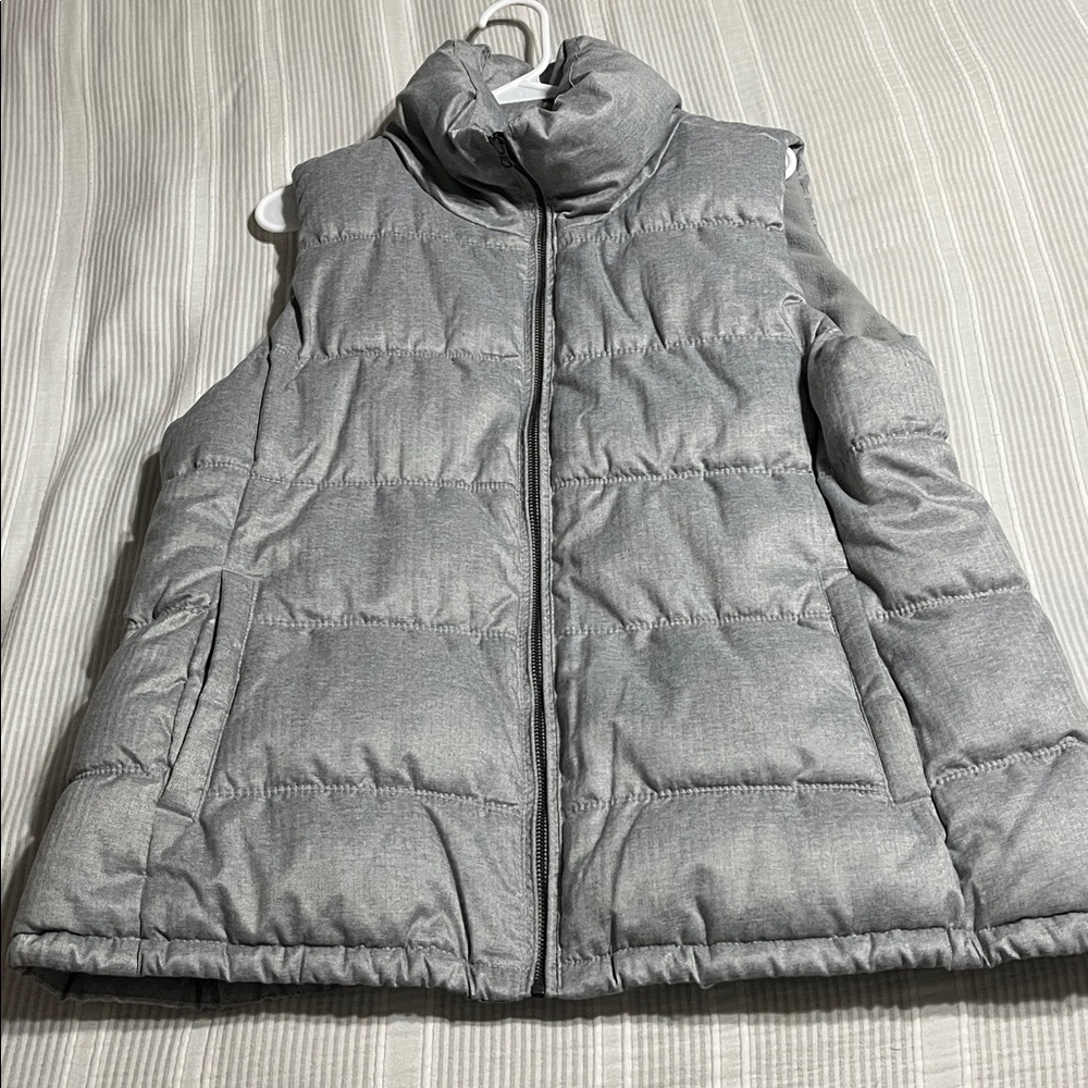 Old Navy Charcoal Quilted Vest
